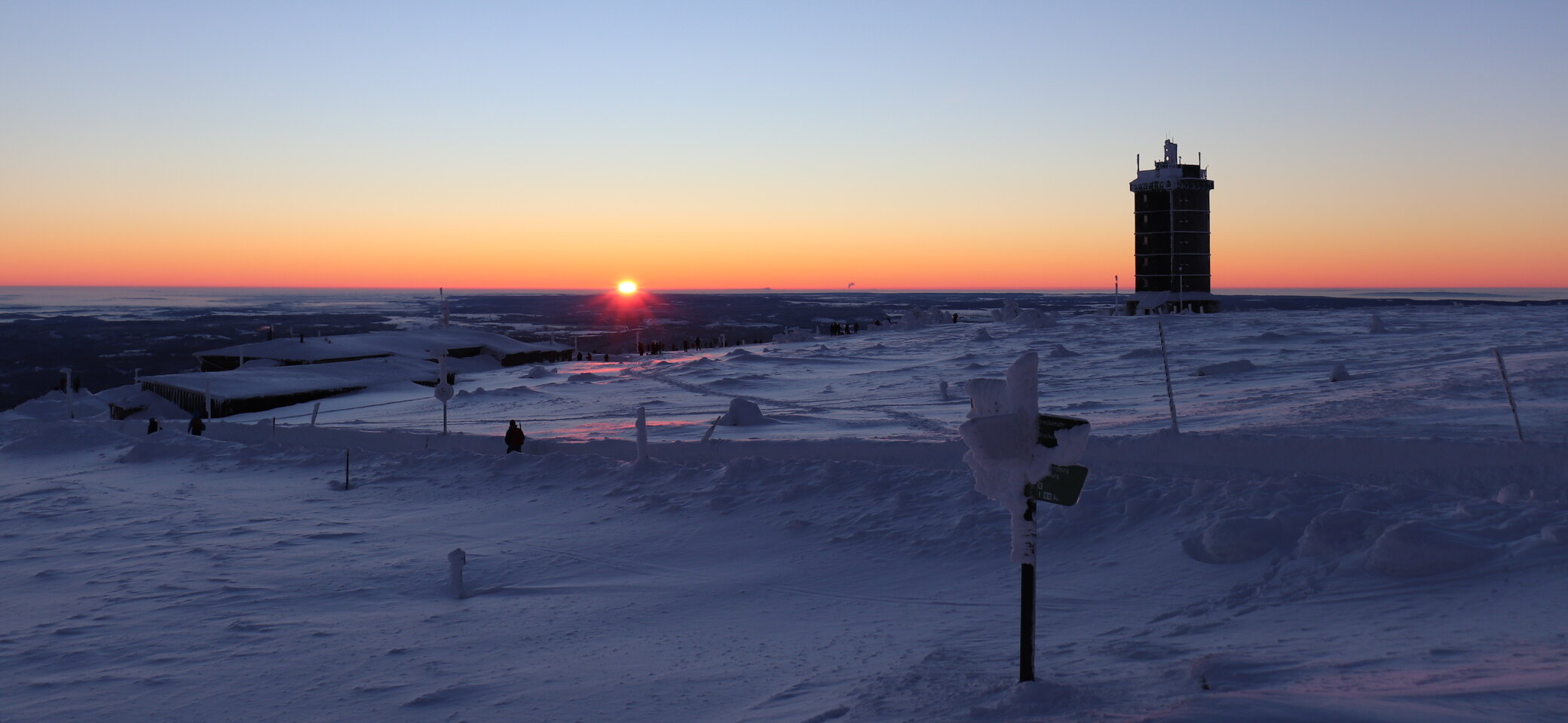 Sonnenaufgang auf dem Brocken im Winter | © Johannes Schlatow